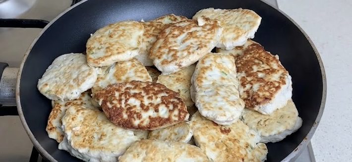 Господині розповіли рецепт ситної вечері з невеликої кількості фаршу. Фото: Добрі новини 