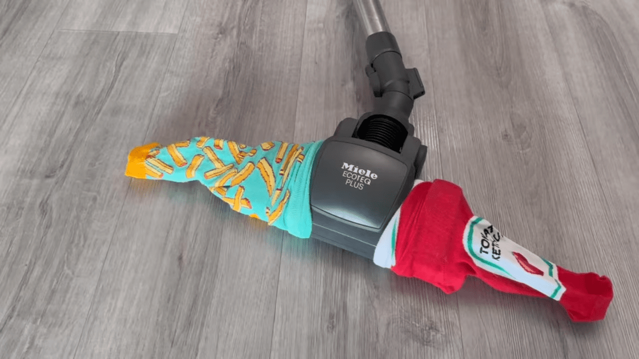 Експерти розповіли про цікавий лайфхак для прибирання. Фото: скріншот з YouTube