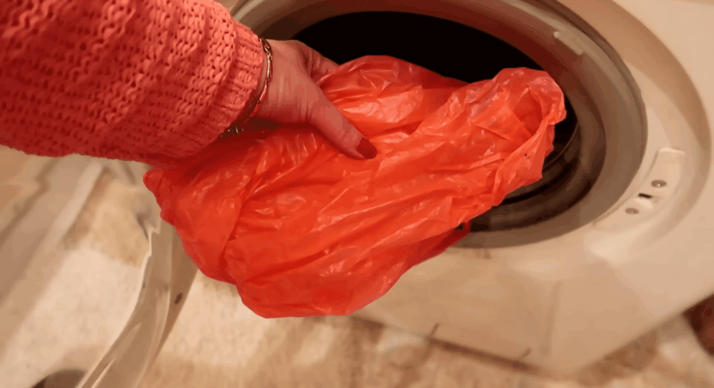 Що буде, якщо покласти 1 пакет у пралку – перевірила і тепер економлю до 30% порошку за кожне прання 