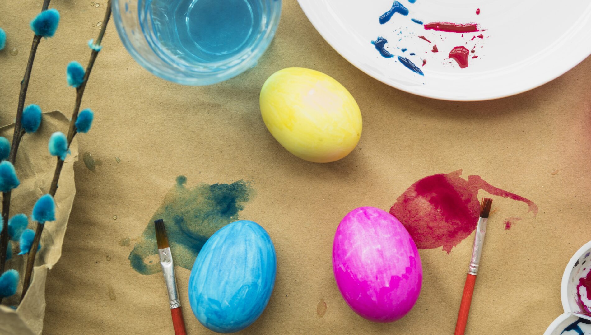 Господині розповіли, що зробити з зайвим барвником для крашанок