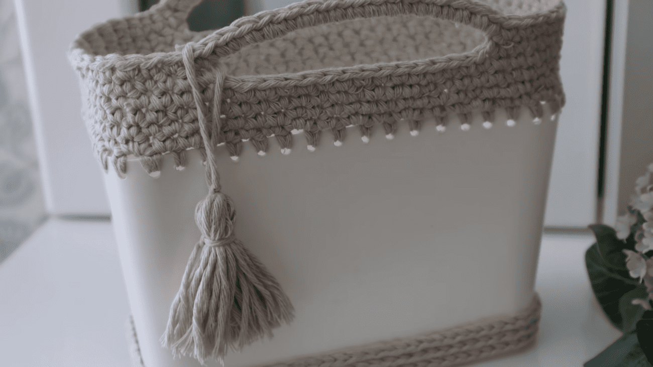 Експерти розповіли, як самостійно зробити кошик для дрібниць. Фото: Скріншот з YouTube