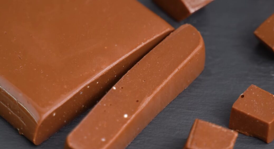 Ніхто не вірить, що цей десерт із кисломолочного сиру: онуки уплітають за 2 щоки – шоколадна насолода 