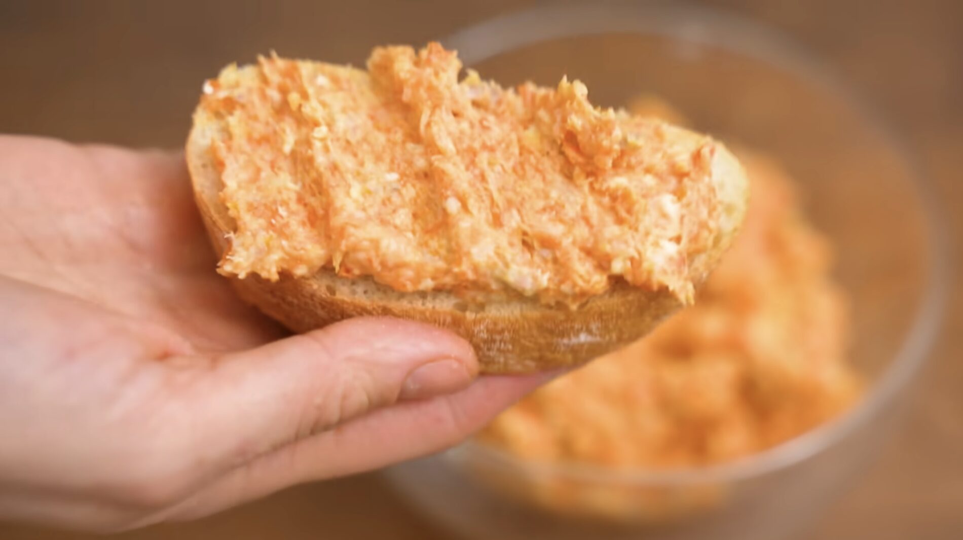 Господині поділилися рецептом фальшивої ікри з оселедця