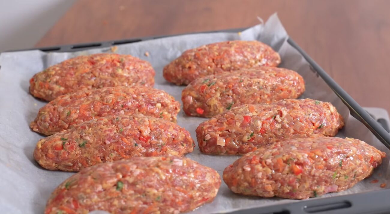 Господині поділилися рецептом люля‑кебабу по‑домашньому