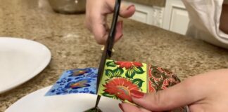 Господині розповіли, як використати наліпки для крашанок в побуті