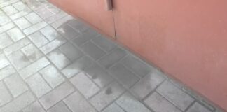 Господині розповіли, як прибрати плями від бензину на бруківці