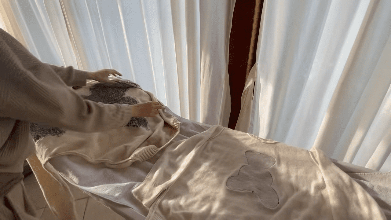 Експерти розповіли, як правильно випрати вовняні речі. Фото: YouTube Il Rifugio Perfetto