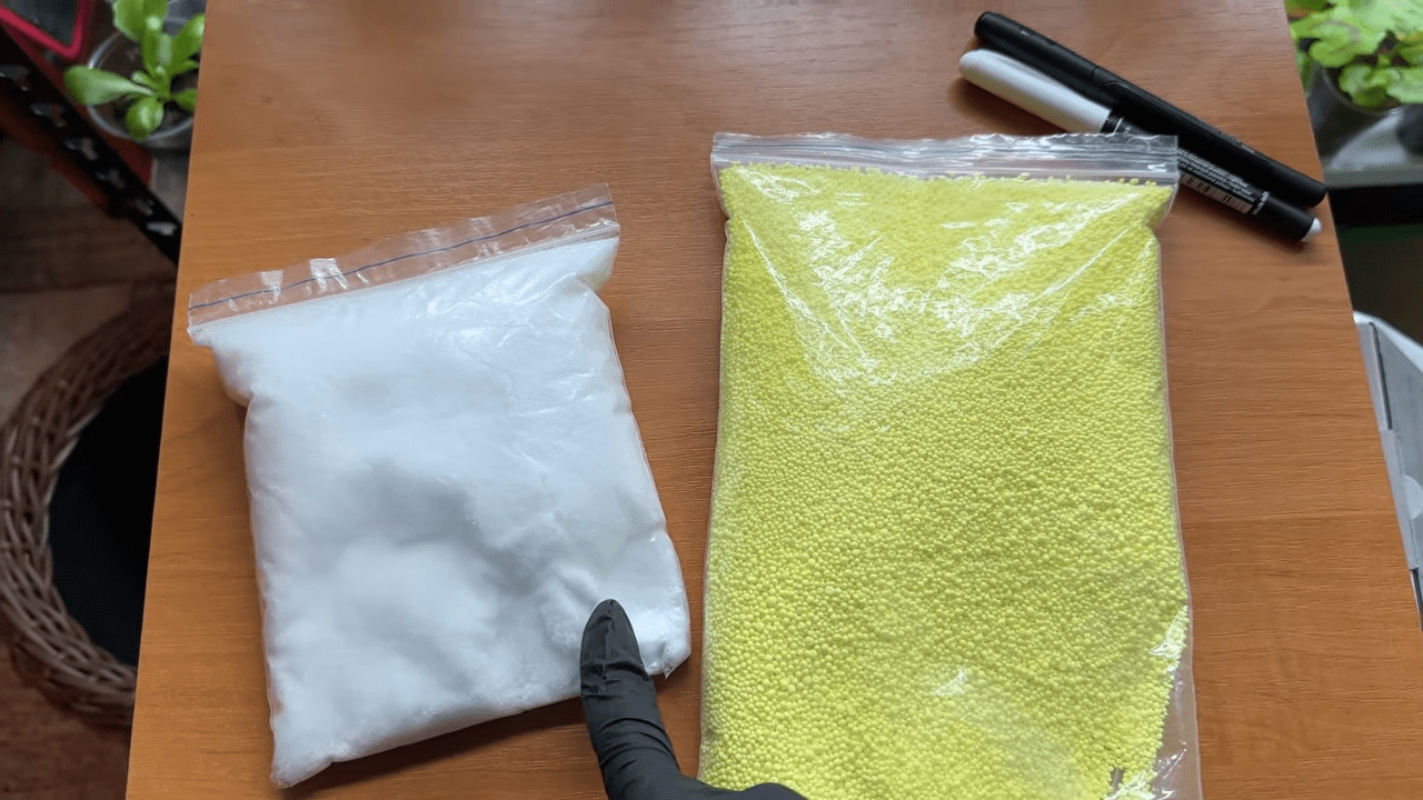 Садівники порадили сезонну схему підживлення лохини. Фото: YouTube ДачаLife