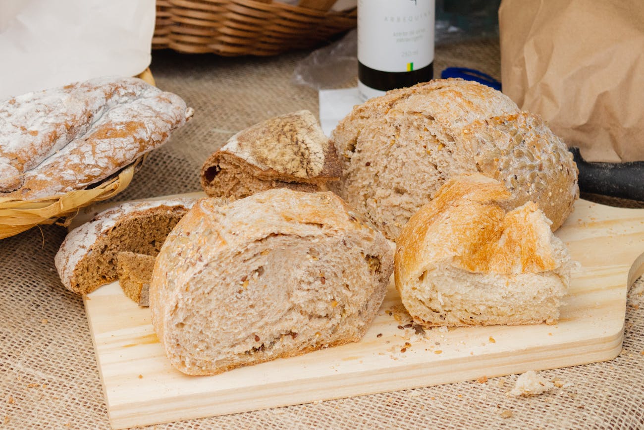 Городники розповіли рецепт хлібної підгодівлі для овочів.  Фото: Pexels