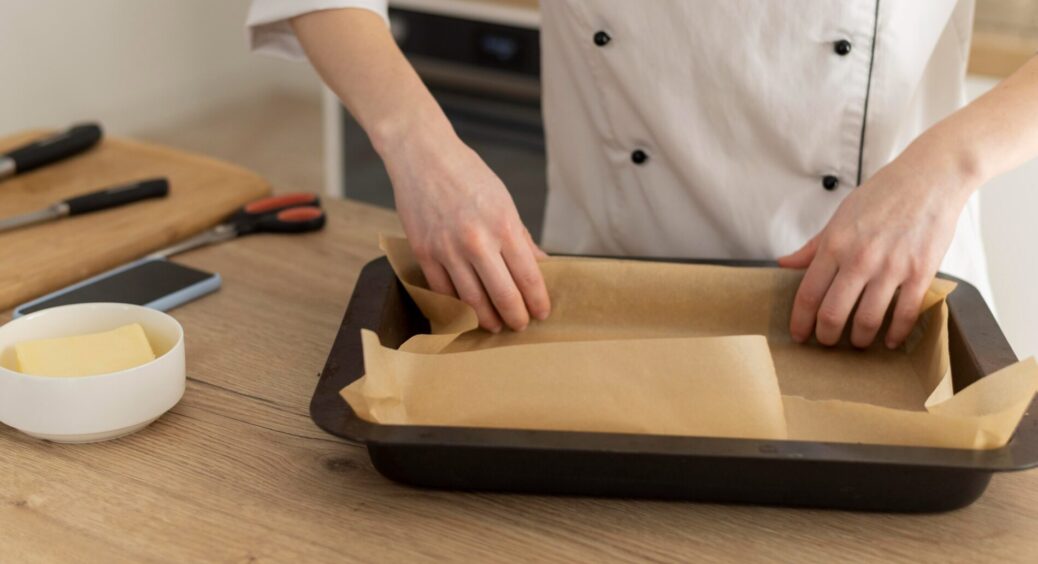 6 трюків із папером для випічки: свекруха поділилася несподіваними способами застосування – корисно на кухні 