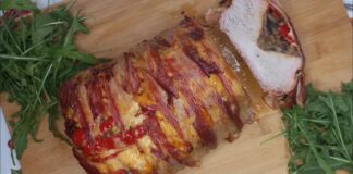 Кулінари розповіли, як приготувати соковиту свинячу корейку на сковороді. Фото: YouTube Готую смачно.Готую вдома