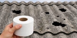 Господарі розповіли, як надійно і бюджетно залатати дірки та тріщини в покрівлі. Фото: YouTube Cantinho de casa