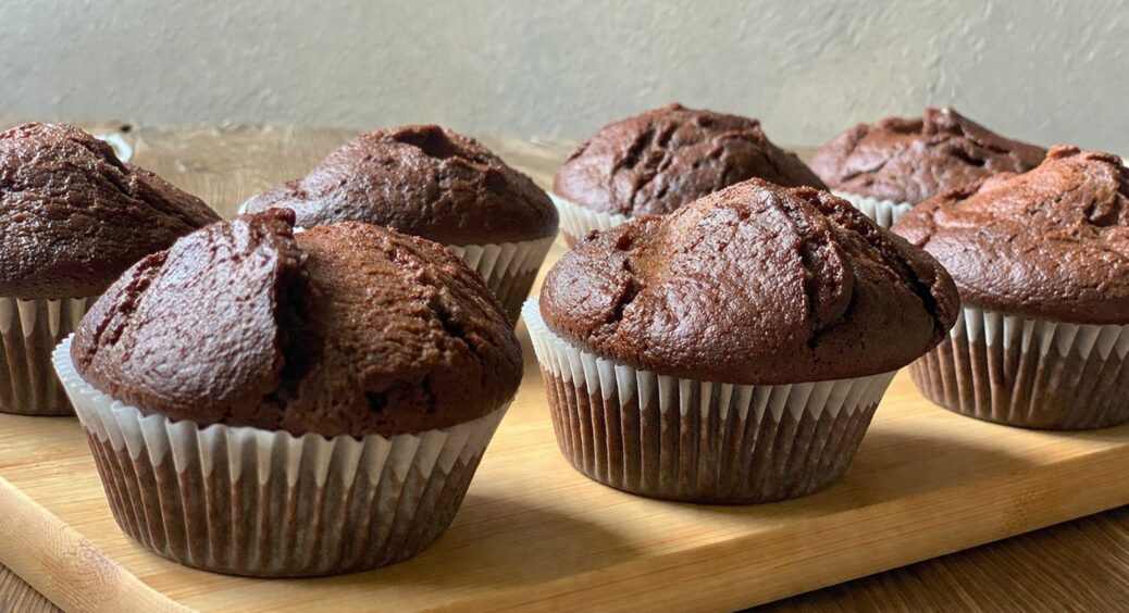 Залишилося сухе молоко після паски: ці кекси з “верхівкою” – моє кулінарне надбання 