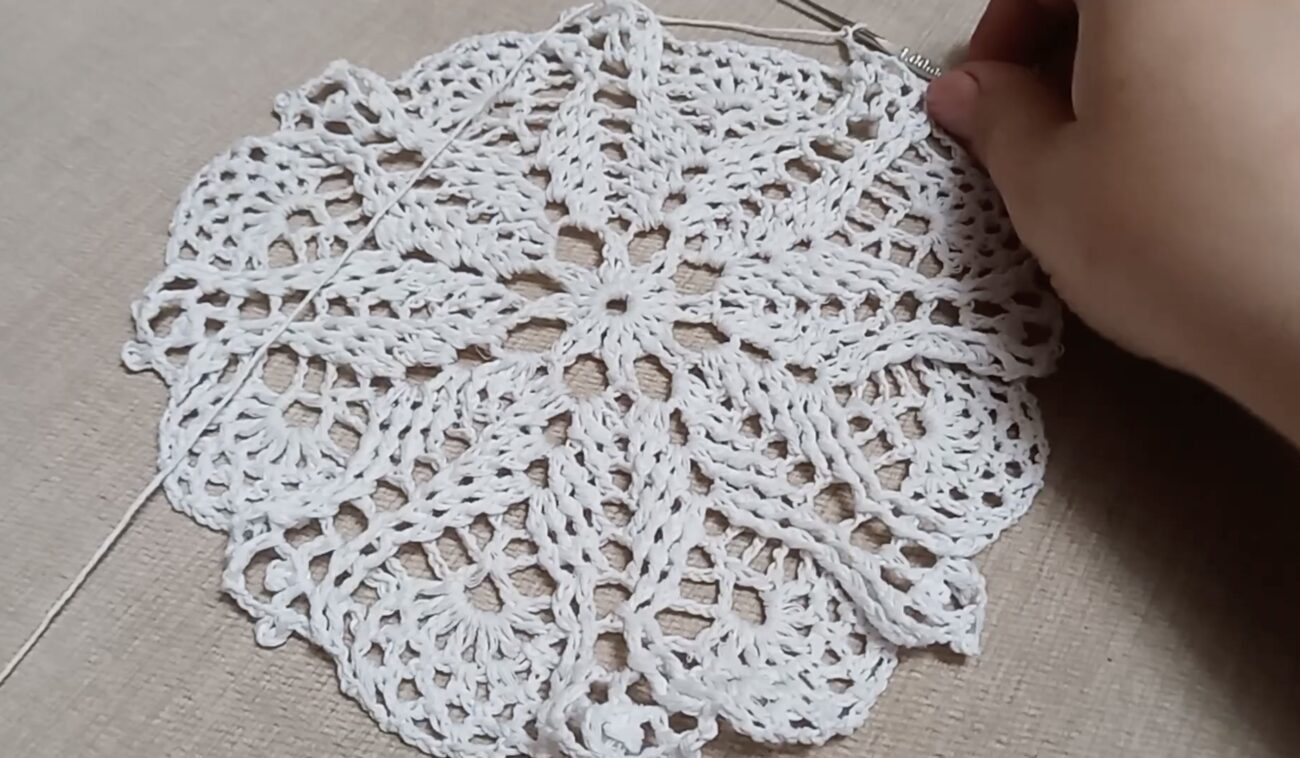 Господині розповіли, який елемент інтерʼєру з минулого повертається. Фото: YouTube Galinarukodillya