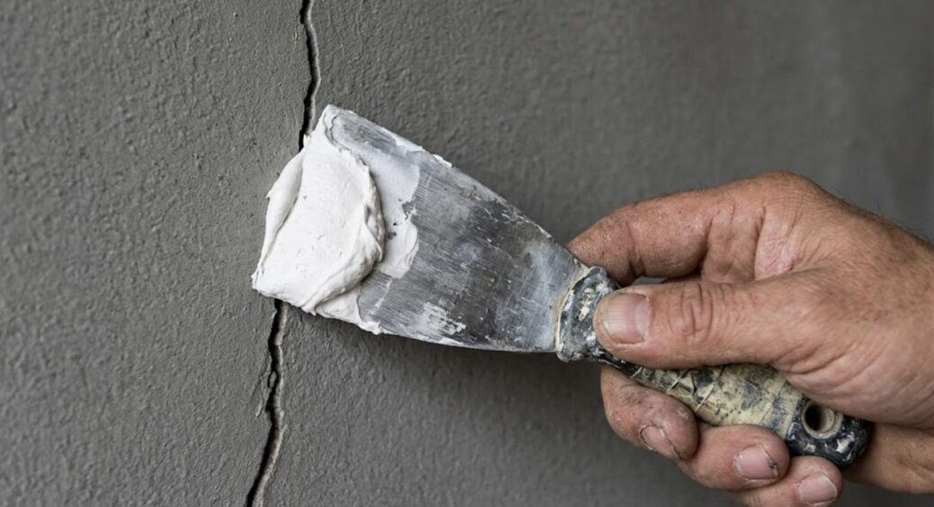 Як легко прибрати тріщини в стіні: 3 поради для тих, хто хоче усунути дефекти самостійно – швидко і бюджетно 