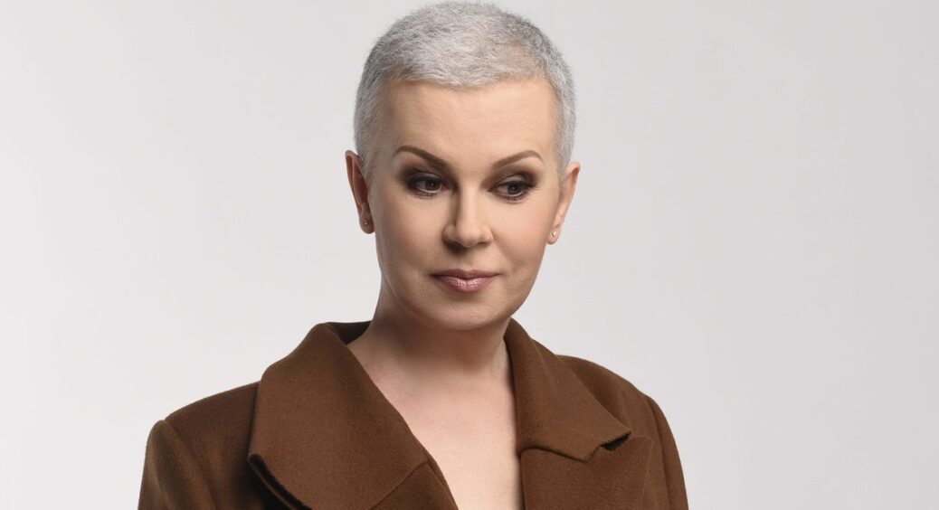 Алла Мазур – як з “голочки”: ведуча ТСН приголомшила українців своїм виглядом. Всі подробиці 