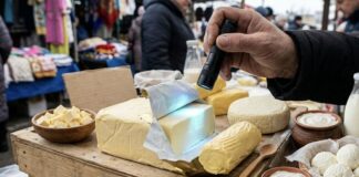 Господині розповіли, як перевірити якість вершкового масла в магазині. Фото: Добрі новини 