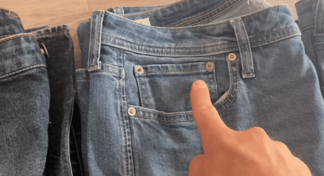 Не кладіть монети в крихітну кишеню джинсів – це помилка: за 100 років цей секрет нарешті розкрили для усіх 