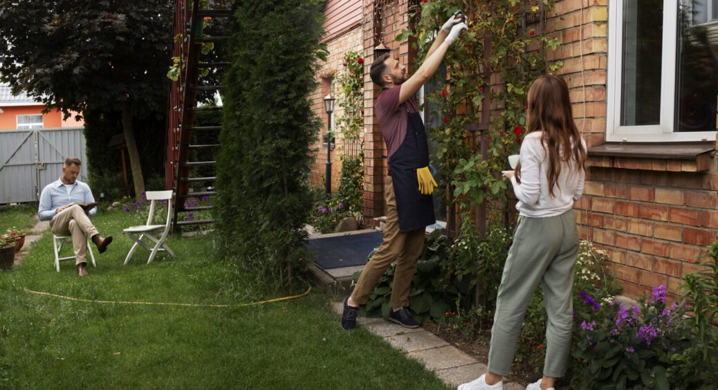 Сусід показав, як візуально збільшити маленький двір на дачі: 2 методи ландшафтного дизайну 