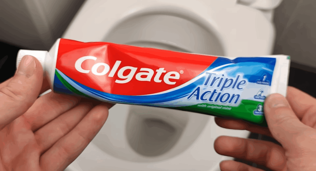 Кладу зубну пасту в бачок унітазу – і забуваю про саму набридлу домашню проблему. “Золотий” лайфхак 