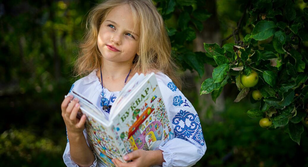 5 жіночих українських імен, якими захоплюються іноземці: Дженніфер та Стейсі і поруч не стоять! 