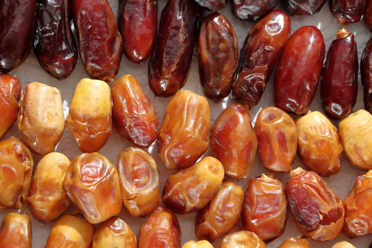 Експерти розповіли, яка реальна користь фініків для організму людини. Фото: Pexels