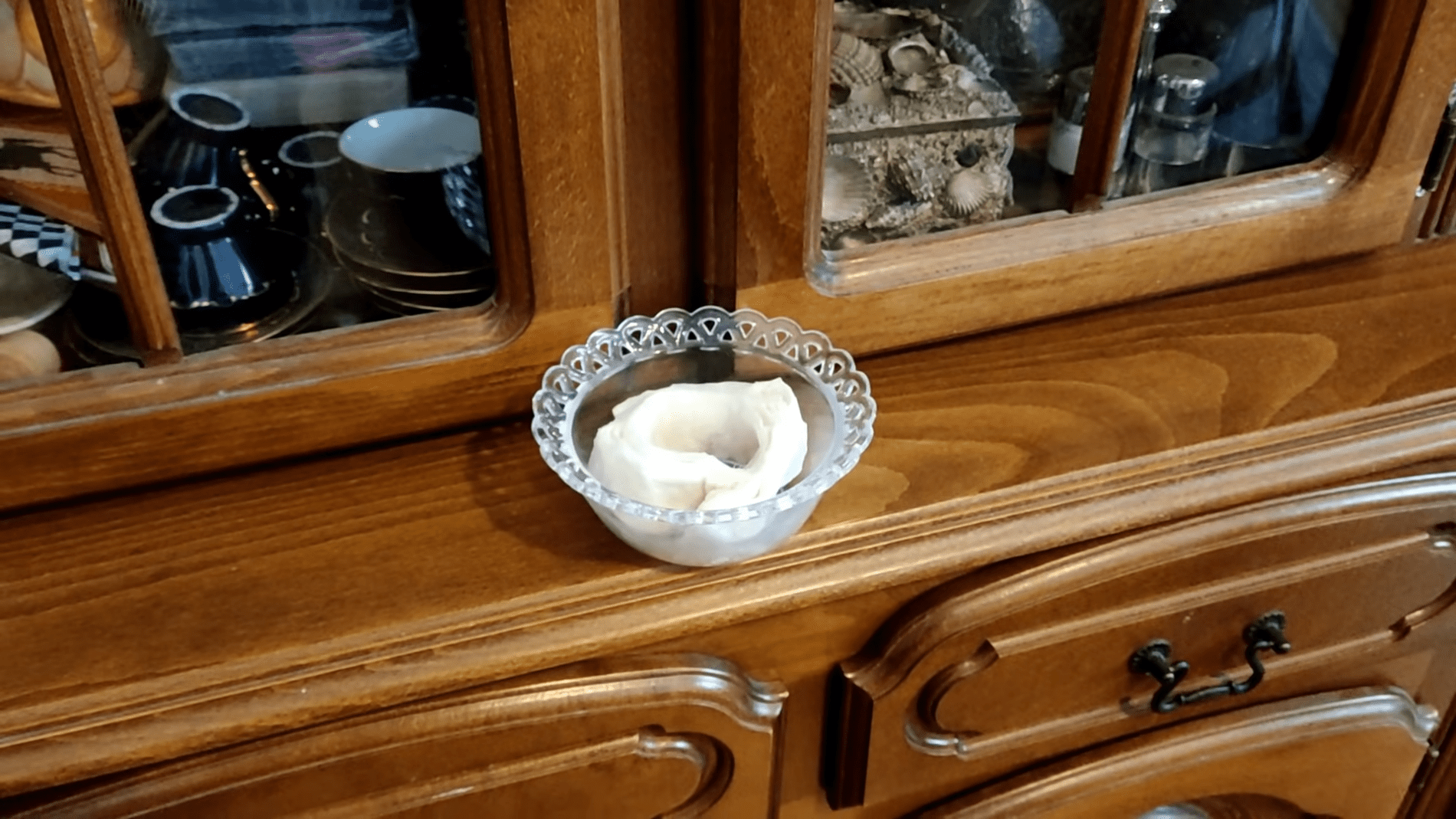 Господині розповіли, як зробити натуральний ароматизатор. Фото:YouTube/PRIRODNOZDRAVLJE 