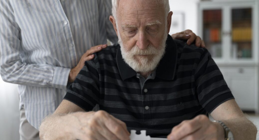 Як знизити ризик деменції і як не втратити розум на старості років: 3 щоденні звички 