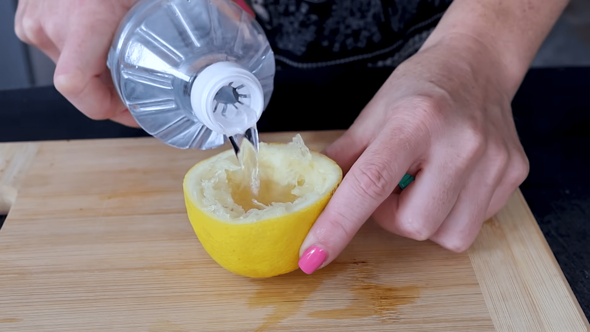 Експерти розповіли про цікаві лайфхаки для прибирання. Фото:YouTube/Uradi Sama- Ideje za kreativce