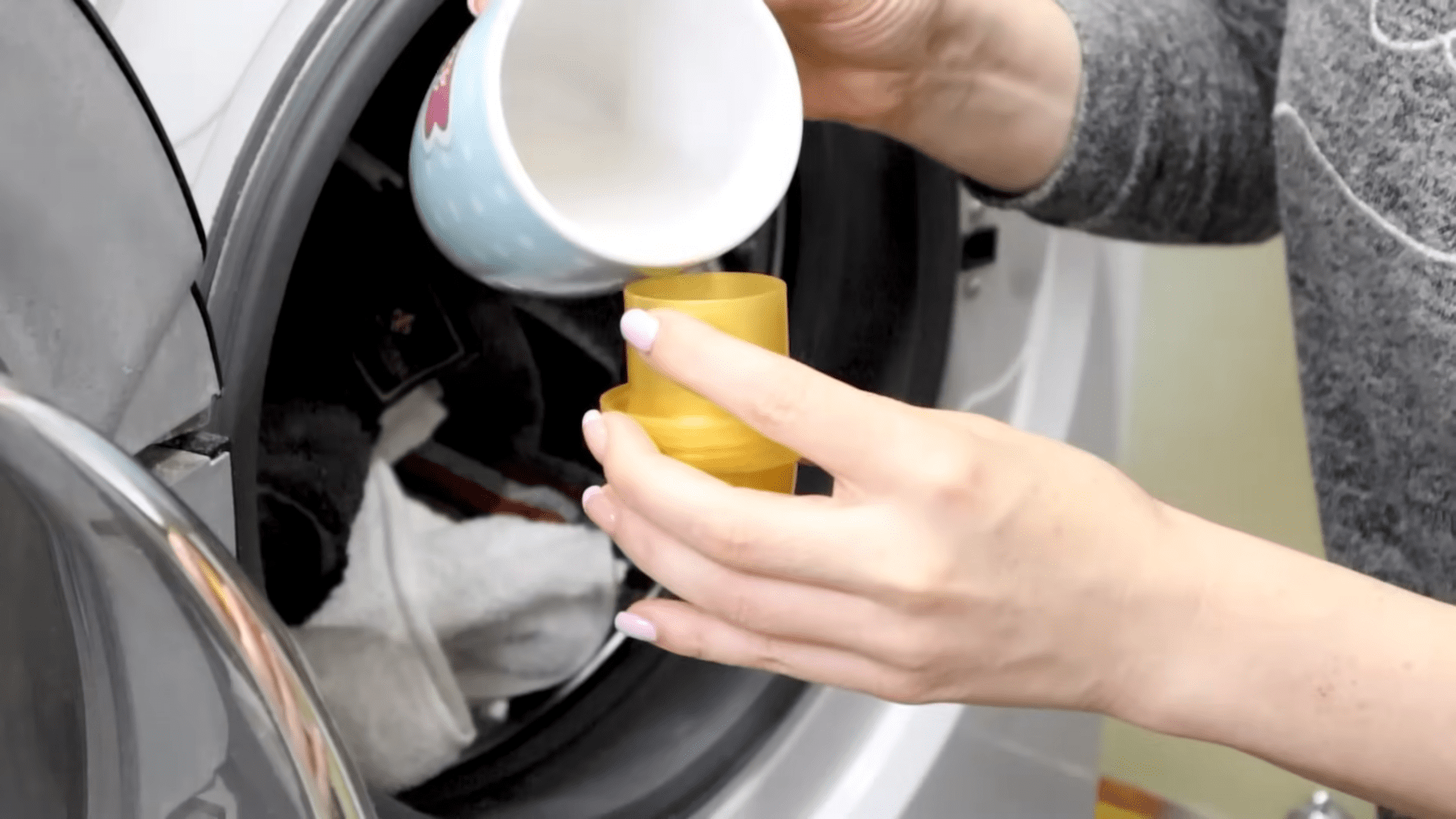 Експерти розповіли, як правильно прати рушники. Фото:YouTube/Uradi Sama- Ideje za kreativce